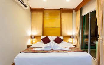 Nailons Hotel