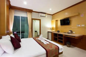 Nailons 3* Patong